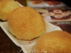 酥皮叉烧包-添好运点心专门店(深水埗店)
