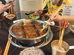 -邓莽子老火锅(中兴路总店)
