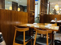 大堂-泉畔人家·老济南经典鲁菜(大明湖店)