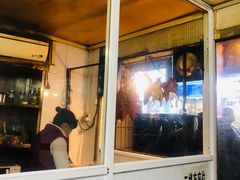 门面-煲煲香快餐(南京路店)
