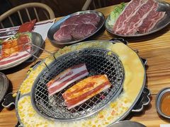 -青瓦炭韩潮烤肉(花园道店)