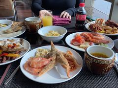 -怡豪大饭店·银顶旋转餐厅