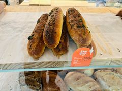 -老梦面包CHEZMOREL(麦子店)