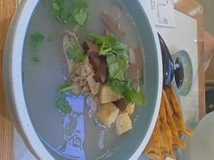 -老新隆牛肉锅贴(新街口店)