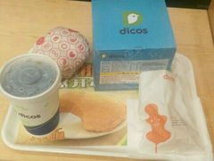 -德克士(虹桥火车站店)