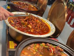 -四囍码头海鲜烧烤自助火锅(外滩南京东路悦荟广场店)