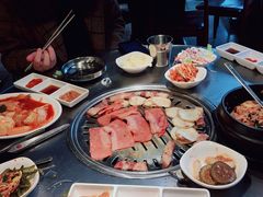 -韩聚屋韩国烤肉餐厅(新北万达店)