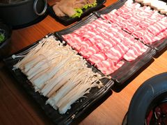 -呷哺呷哺(松北万象汇店)