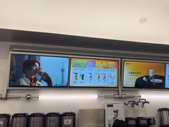 -沪上阿姨·臻选茶饮(上海环球港店)