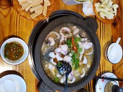 -大鼎石锅鱼(春江里店)