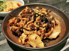 老油条鱼香肉丝-新白鹿餐厅(虹桥南丰城店)