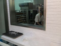 -光明牛奶棚(南泉店)