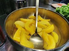 糖水黄桃-本炙炭烤·蒲烧活鳗料理店(金沙洲店)