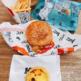 在KFC花39.9买了姆明玩具 还送了我汉堡薯条蛋挞饮料🥤
