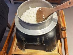 -魏铭鱼头捞饭(晋阳路店)