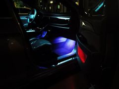 -ARCFOX极狐(世纪金源店)