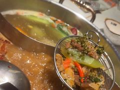 -牛人日志·鲜牛肉骨汤火锅(万科里瑧店)