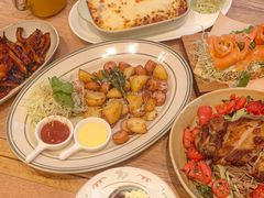-玛格萝妮比萨屋(四平店)