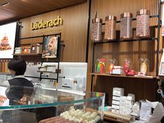 -Laderach 莱德拉(上海环贸iapm店)