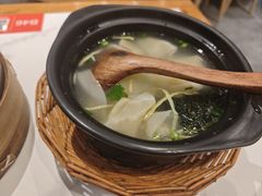 -馋三尺蟹粉小笼(人民广场店)