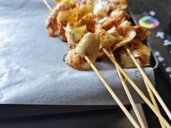 -卞二小串·鹤岗烧烤·坑烤(永定路店)