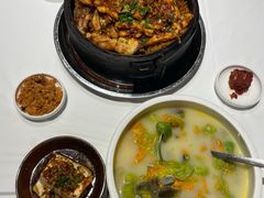 -客家大院·非遗赣南客家菜(郁孤台店)