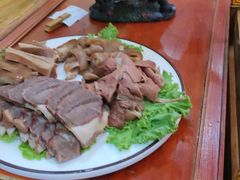 -乔家小院•本地小海鲜•非遗驴肉(万年泉路店)