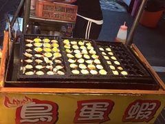 -六合夜市