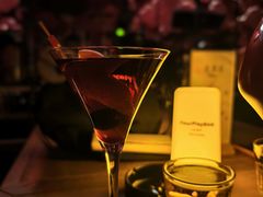 -FOUR PLAY BAR