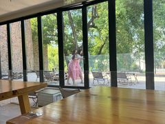 -J Create城市露营咖啡·简餐·宠物(上海动物园店)