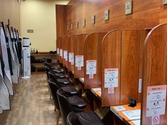等位区-独食火锅·半米屋台(直营总店)