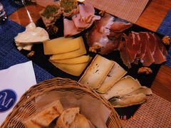 芝士冷切拼盘-LA MAISON公鸡和龙(蛇口店)