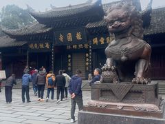 -峨眉山报国寺