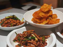 锅包肉-关东小磨东北菜(漕河泾印象城店)