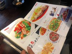 -蓝田九大碗民俗食府(蓝田店)