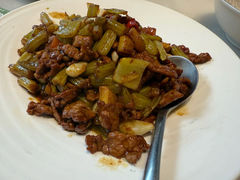 酸芹炒黄牛肉-大鱼徽州·寻味徽菜(星光总店)