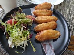 -喜洲吧·江畔老船厂·庭院餐厅(喜临院店)