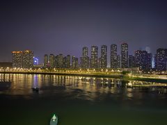 -南京眼步行桥
