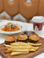 -奈尔宝·儿童乐园·亲子餐厅(鄞州万达店)