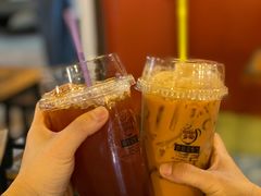 -席娜卡琳火车铁道夜市