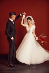 -雪中彩影婚纱摄影·微光艺术中心