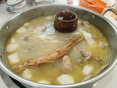 -朴小妹人参鸡汤火锅(长白山万达店)