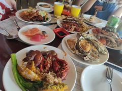 -荣誉国际酒店-云顶旋转餐厅