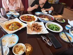 -喜乐餐厅•灯笼虾球首创者•本地小海鲜(二马路店)