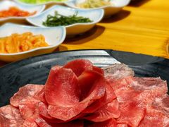 -唯成•韩国炭火烤肉 유성고기