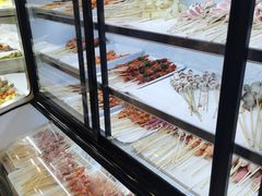 -哈尔滨小酒馆·鲜肉现穿自助烧烤(康新花园店)