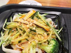 红油凉皮-魏家凉皮(郑州东站店)