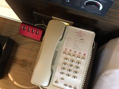 -上海滴水湖皇冠假日酒店