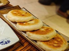 萝卜丝油渣饼-百花人家(门城水岸店)
