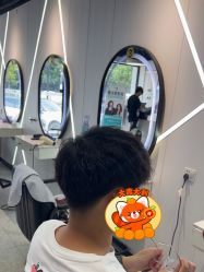-丝语萱形象